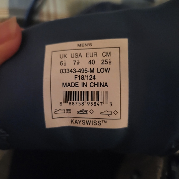 K Swiss - Picture 4 of 4